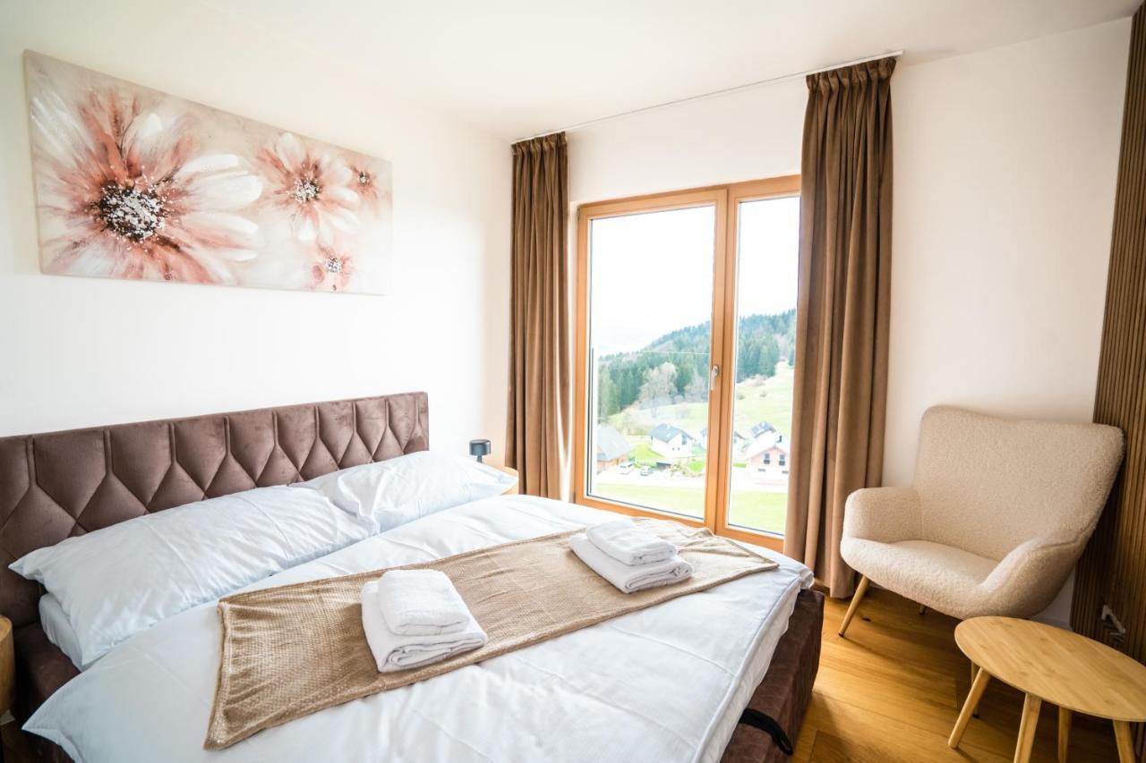 Family Apartment Kubinska Hola Dolny Kubin Esterno foto